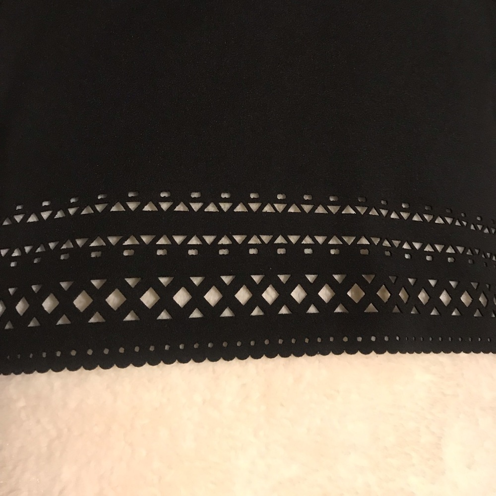 Crop Top - Picture 4 of 6